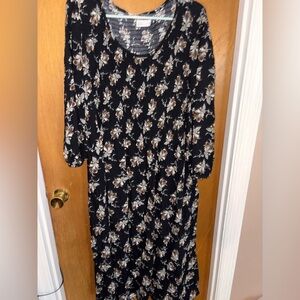 Croft & Barrow Black and Brown Floral Long Sleeve Dress